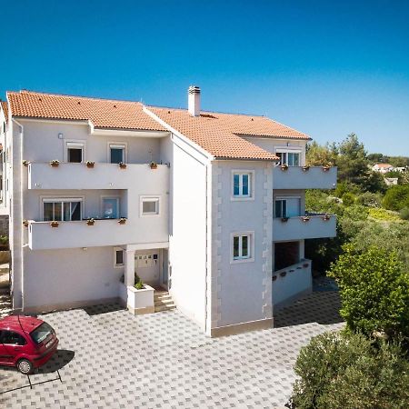Apartment Lana St Супетар Екстер'єр фото