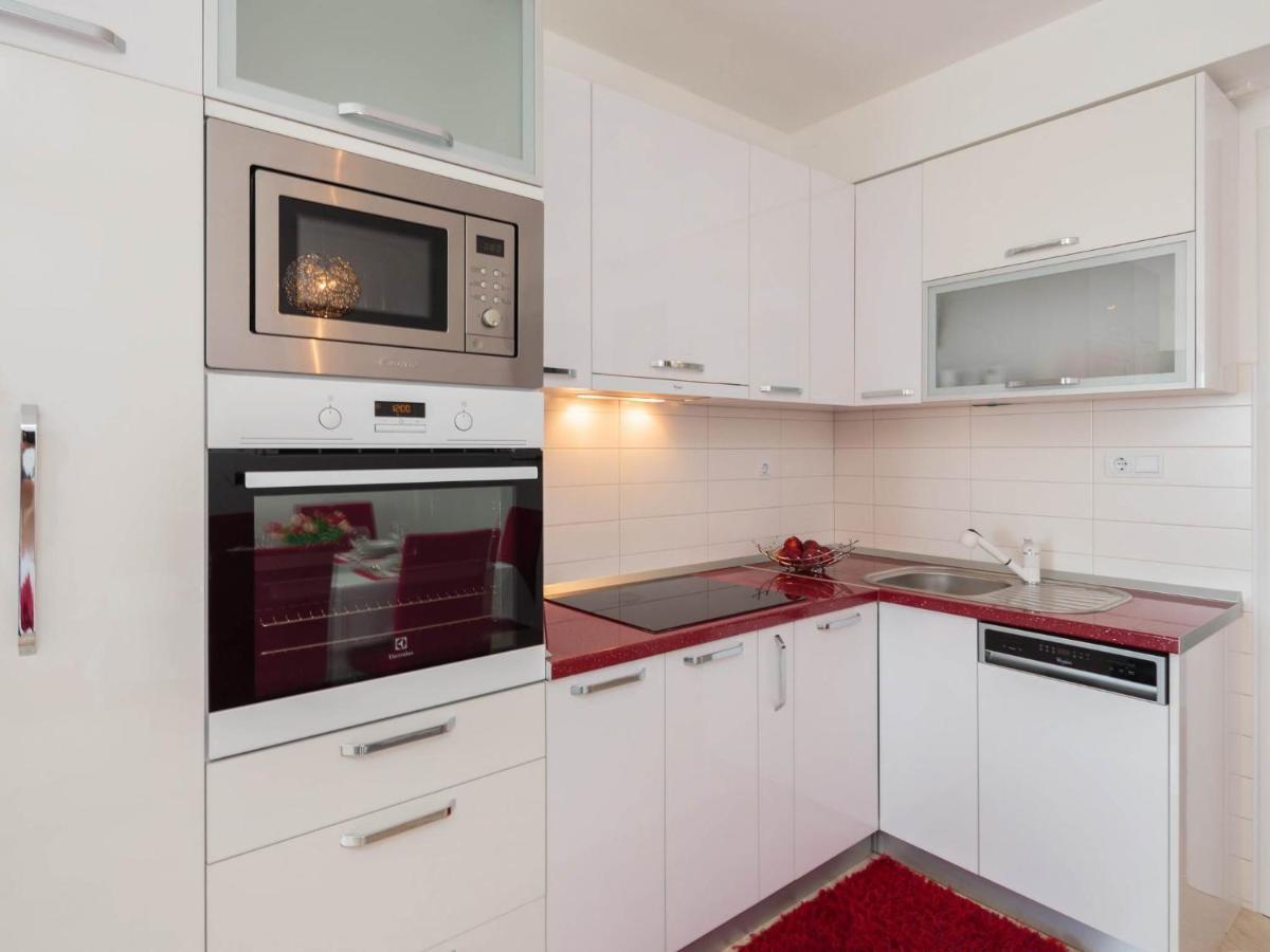Apartment Lana St Супетар Екстер'єр фото